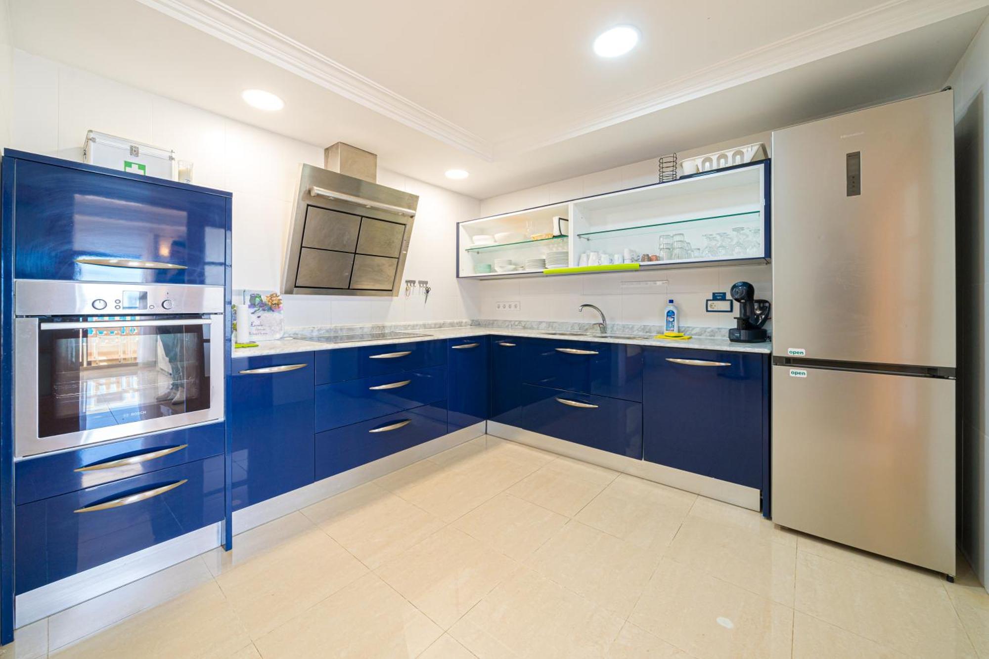 Front Line Apartment Jakarta 2 El Campello Kültér fotó