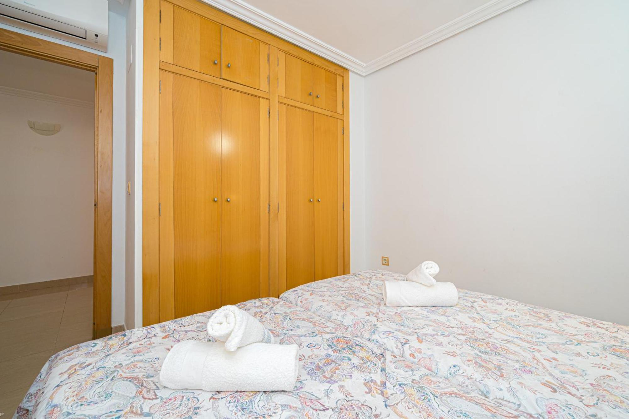Front Line Apartment Jakarta 2 El Campello Kültér fotó